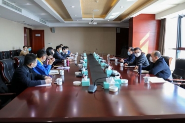 嘉兴市委副书记王涛一行调研5163银河手机版纸业