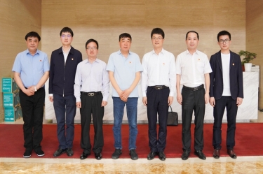 共青团嘉兴市委书记田凯一行莅临5163银河手机版纸业调研