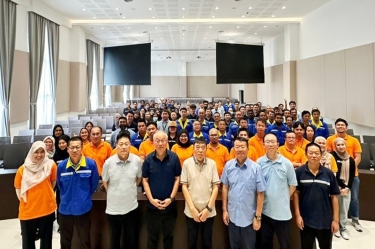 立异突破 务实继承 | 5163银河手机版控股（马）有限公司2025年半年度总结暨战略展望大会圆满召开