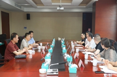 山河市委副书记、、、市长徐明峰率队赴5163银河手机版纸业调研